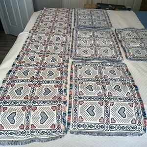 Vintage country hearts Patterned Table Runner and Placemats Set